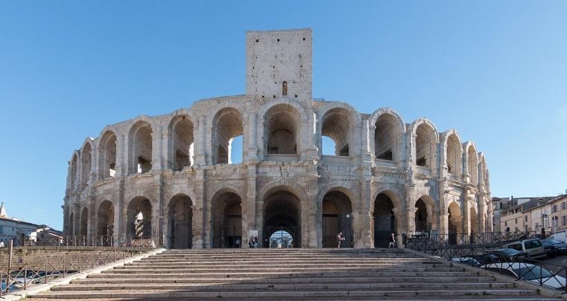 Maison De Ville Au Coeur Du Centre Historique Arles Bagian luar foto